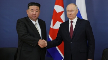 Russia e Corea del Nord, accordo di cooperazione strategica | Putin: "Vanno riviste sanzioni Onu contro Pyongyang"