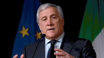 Ue, Patrioti per l'Europa diventa il terzo gruppo all'Europarlamento | Tajani: "Saranno ininfluenti"