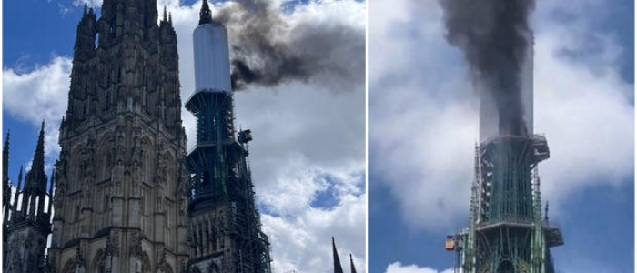 Francia, incendio a una guglia della cattedrale di Rouen