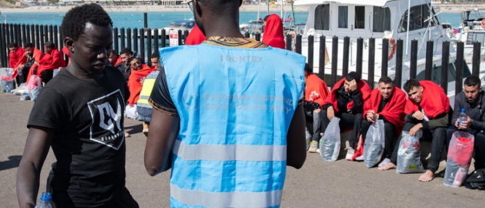 Migranti, Frontex: nel 2024 gli arrivi in Europa sono scesi del 30%