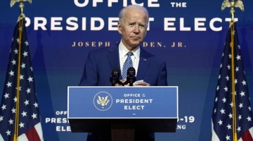 Attentato a Trump, Joe Biden alla nazione: "Serve passo indietro, non siamo nemici ma tutti americani"