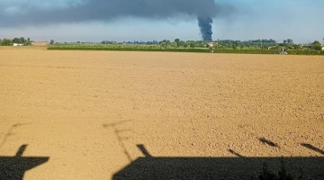 Ferrara, scoppio e fiamme in azienda di plastiche: 2 feriti gravi