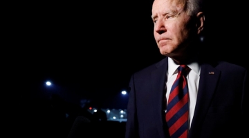 Dietro le quinte del ritiro di Joe Biden, sondaggi horror e lo staff tenuto all'oscuro della decisione fino all'ultimo