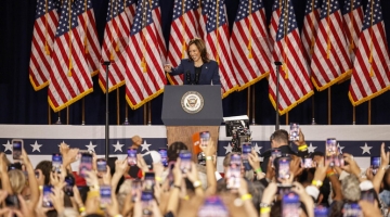 Usa 2024, per Kamala Harris primo comizio dopo il ritiro di Biden: "Vinceremo"