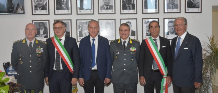 GDF NAPOLI: IL COMUNE DI CASAMICCIOLA TERME (NA) CONFERISCE LA “CITTADINANZA ONORARIA” ALLA GUARDIA DI FINANZA