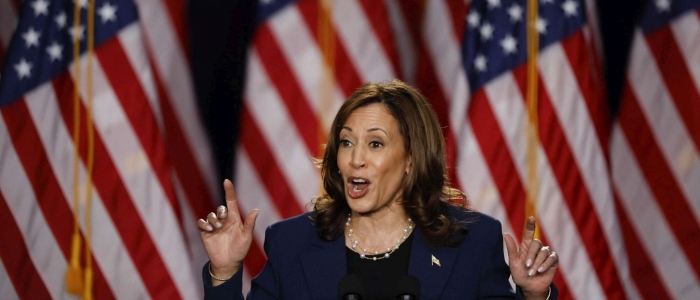 Usa 2024, gli Obama appoggiano la candidatura di Kamala Harris: "Faremo di tutto per farti vincere"