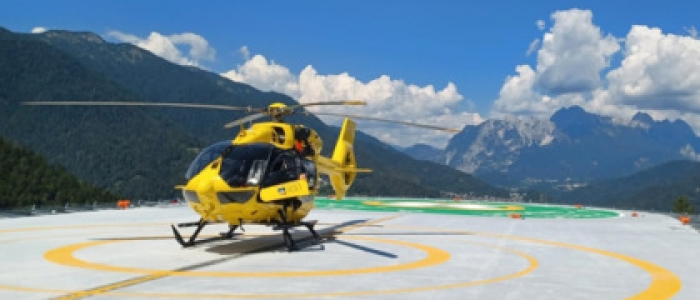 Belluno, il drone di un turista blocca il decollo dell'elisoccorso | L'ira di Zaia: "Grave e inaccettabile"