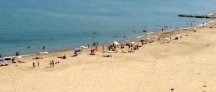 Partinico (Palermo), turista francese 19enne denuncia abusi in spiaggia