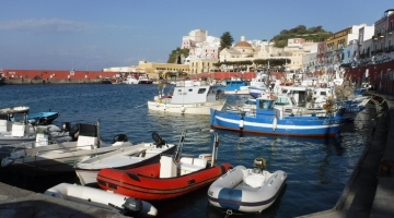 Sedicenne violentata sull'isola di Ponza, braccialetto e domiciliari per 30enne