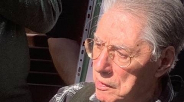 "Morto Umberto Bossi" ma è una fake news | Il figlio: "Gli allungate la vita"