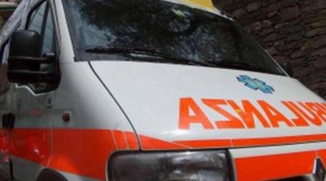 Cesena, paziente aggredisce un medico con calci e pugni