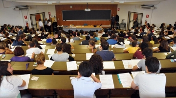 Istruzione, l’Italia ha sempre meno giovani Neet e "dispersi" scolastici