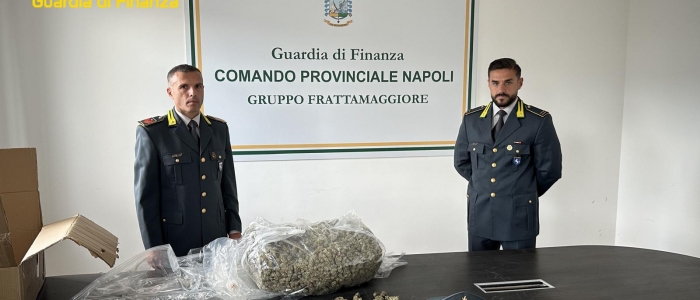 GDF NAPOLI: ARRESTATO, IN FLAGRANZA DI REATO, UN SOGGETTO IN POSSESSO DI 5,7 KG DI MARIJUANA