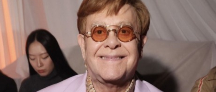 Elton John e i suoi acciacchi: "Non ho più prostata, anca, ginocchio... Non mi è rimasto molto, ma sono ancora qui"