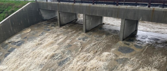 Maltempo, in Liguria caduti 97 mm di pioggia in un'ora | Allagamenti in Lombardia: esondato il fiume Lambro