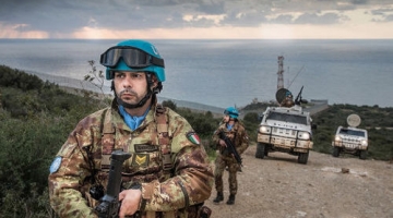 Libano, Unifil: "Tank israeliano ha sparato contro una nostra postazione" | Crosetto: "Tel Aviv fermi il suo esercito"