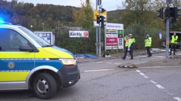 Germania, travolti da un Suv mentre sono sul marciapiede: morti una mamma italiana e i suoi due bimbi