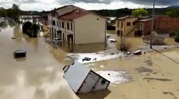 Maltempo: allerta arancione in Liguria, Toscana, Emilia-Romagna, Veneto