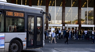 Sciopero trasporto locale, garante: "Assicurare servizi minimi"