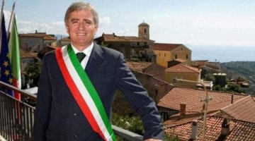 Salerno, quattro arresti per l'omicidio del sindaco di Pollica Angelo Vassallo