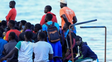 Migranti, sospeso il trattenimento per sette in Albania | Atti alla Ue, il Viminale ha deciso di costituirsi davanti alla Corte di giustizia