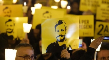 Giulio Regeni, testimonianza di un ex detenuto: "L'ho visto bendato e sfinito dalle torture"