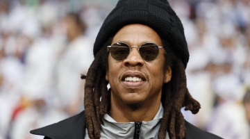 Jay-Z accusato di aver molestato una 13enne nel 2000