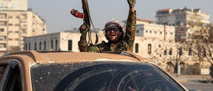 La caduta del regime di Damasco, i ribelli prendono il controllo della Siria | Assad fugge in Russia e ottiene asilo politico