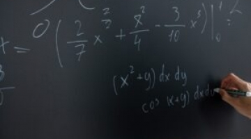 Allarme Ocse: italiani fanalino di coda in Ue per comprensione del testo e matematica