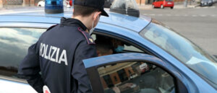 Milano, abusi e sevizie su minore: fermati un 44enne e un 14enne | L'incontro per un debito di 90 euro