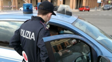 Milano, abusi e sevizie su minore: fermati un 44enne e un 14enne | L'incontro per un debito di 90 euro