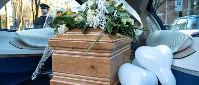 Lecce, rissa tra cognati dopo la morte della suocera: nessuno vuole pagare il funerale