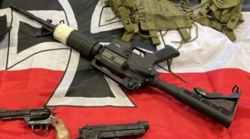 Milano, istigazione all'odio razziale: 12 giovani presunti neonazisti indagati