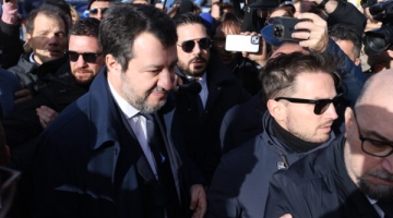 Salvini, è il giorno della sentenza Open Arms: cosa è successo e cosa rischia il ministro