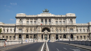 Espulsione migranti, Cassazione: "Politica decide Paesi sicuri ma giudice valuta in autonomia"