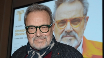 Cecina (Livorno), morto a 82 anni Oliviero Toscani: il famoso fotografo era malato di amiloidosi