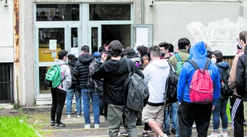 Dal latino già alle medie allo studio a memoria di poesie e filastrocche: le novità della riforma della scuola