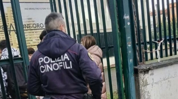 A Napoli metal detector in una scuola di Ponticelli per evitare che gli studenti introducano armi