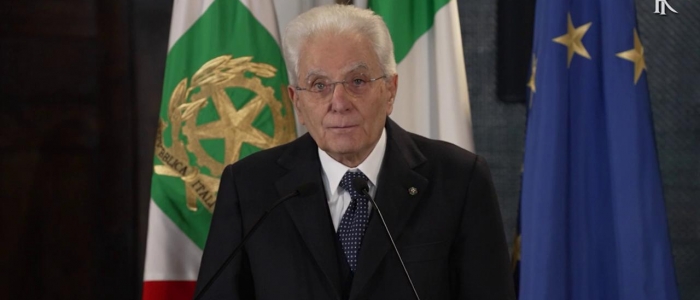 Foibe vandalizzate, Mattarella: "Squallide provocazioni non minano il ricordo"