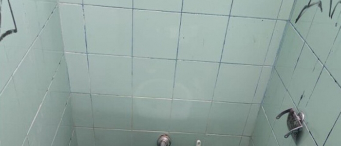 Dopo il Covid addio igiene: uno studente su due senza sapone o carta igienica nei bagni