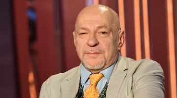 Platinette, nuovo ricovero per Mauro Coruzzi: "Forse un modo per tenermi lontano da Sanremo"