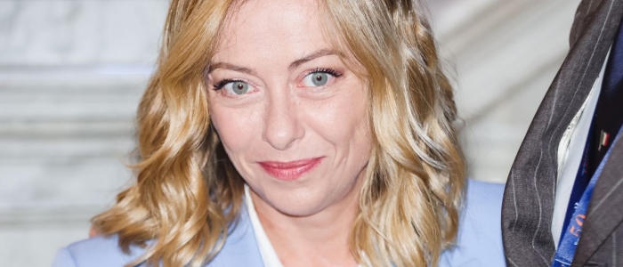 Giorgia Meloni: "infantile" l'idea che l'Italia debba scegliere tra Usa e Ue | "Su Bruxelles ha ragione Vance, si è un po' persa"