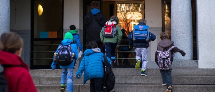 Frosinone, bimba di 9 anni esclusa dalla gita perché la mamma ha pagato in ritardo la quota