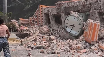 Terremoto Myanmar, 26enne estratto vivo dalle macerie dopo 5 giorni dal sisma | Giunta militare apre il fuoco contro un convoglio di aiuti