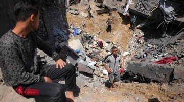 Gaza, Israele: "Ampliata l'operazione di terra nel nord della Striscia" | Almeno 112 vittime in attacchi aerei giovedì
