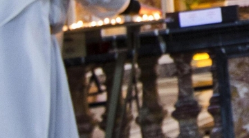 Brescia, violenze sessuali su minorenni: sacerdote ai domiciliari