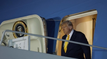 Usa, Trump esulta: "Coi dazi facciamo incassi record" | Cina: "L'uso della forza non farà grande l'America"