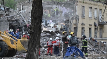 Raid russo su Kiev: nove morti e 63 feriti | Ucraina: "Putin dimostra solo il desiderio di uccidere" | Trump: "Vladimir fermati"