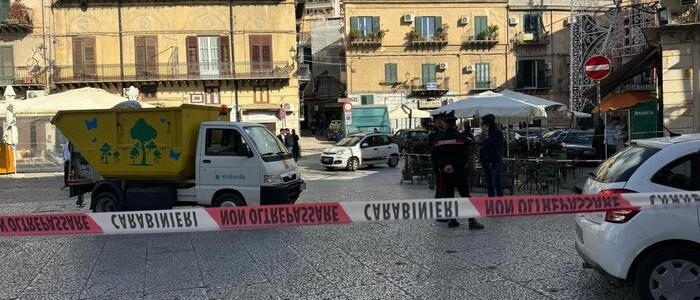 Sparatoria a Monreale, il 19enne fermato prima confessa ma poi non risponde al pm: è caccia ai quattro complici