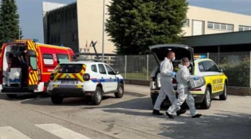 Francia, studente accoltella e uccide un'operatrice scolastica: fermato